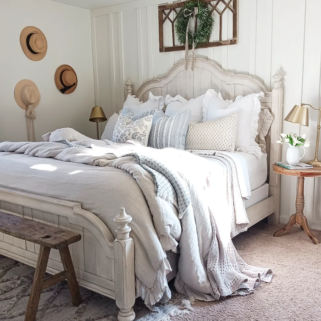 Light-Filled Vintage Calm