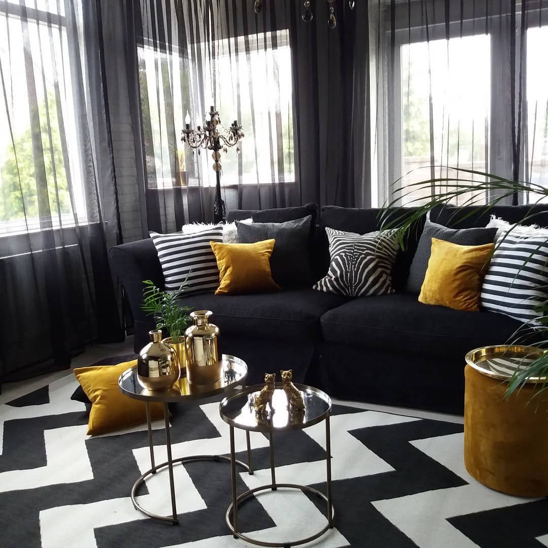 Bold Black & Gold Contrast