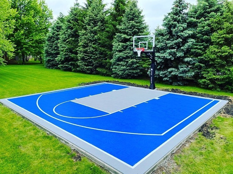 Backyard Blue Statement