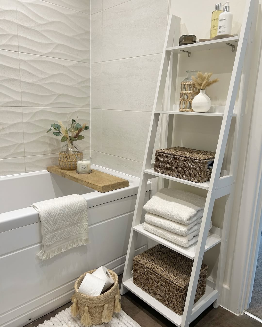 Fresh & Bright Bathroom Shelf