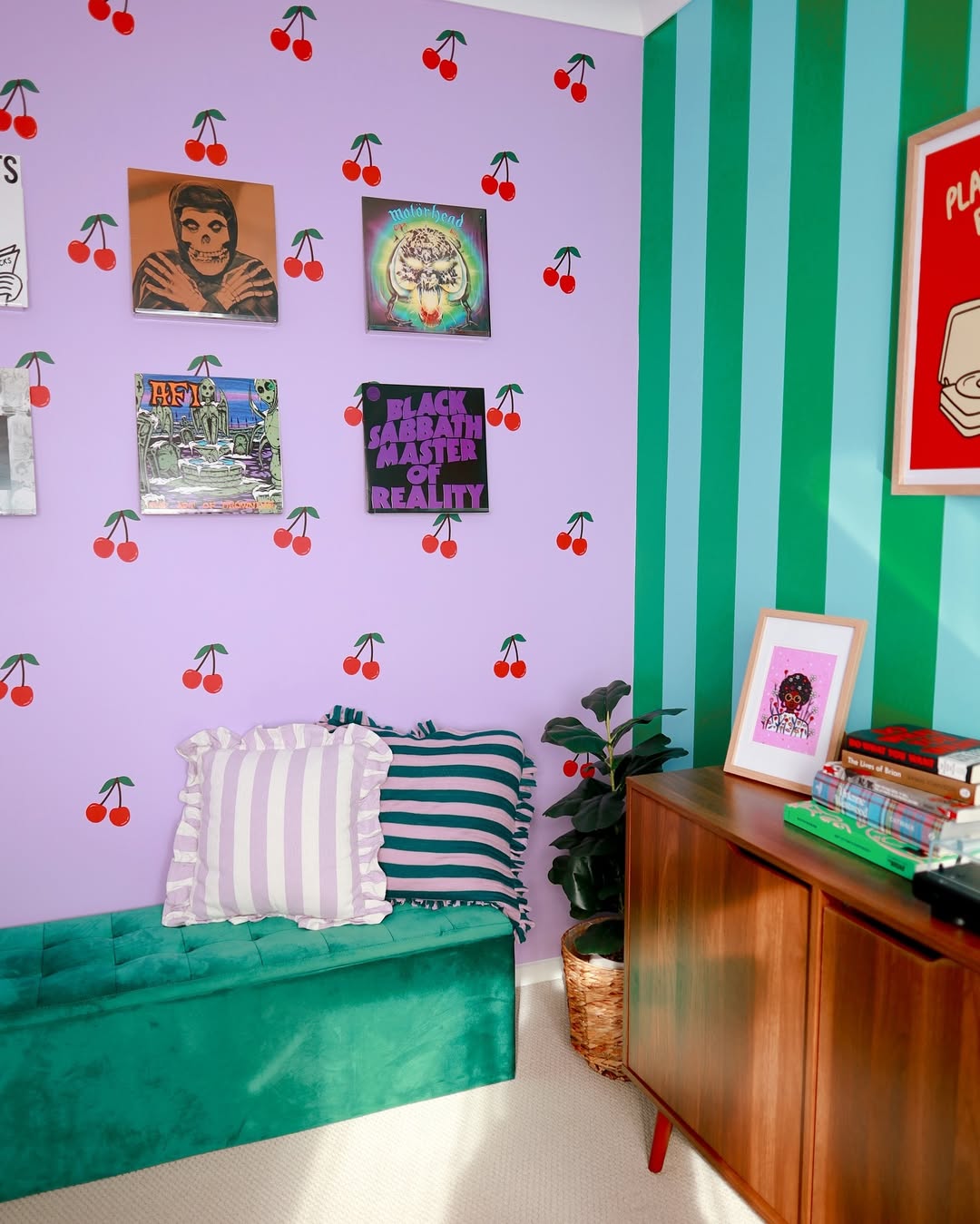 Retro Cherry Pop Room