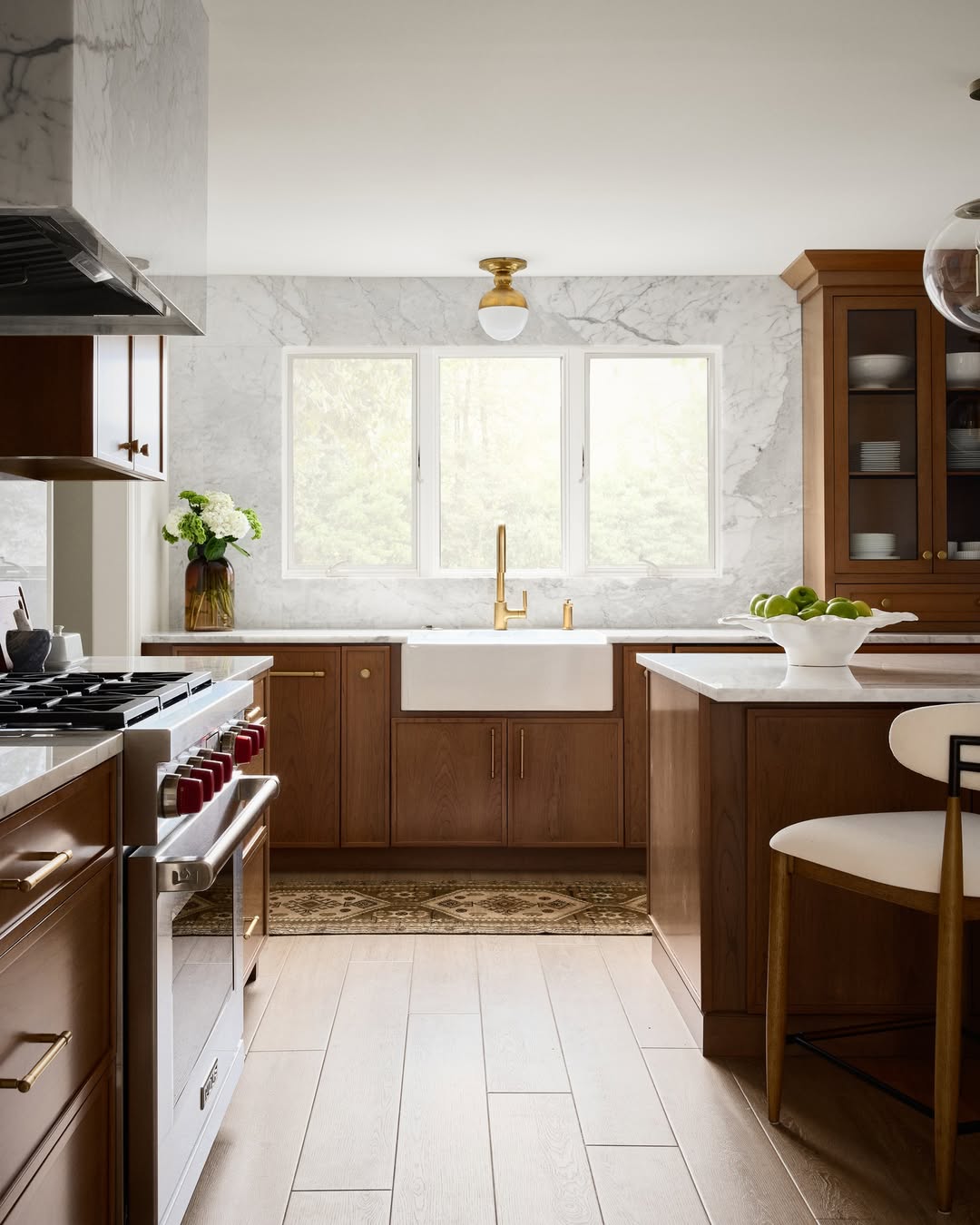 Classic Marble & Brass