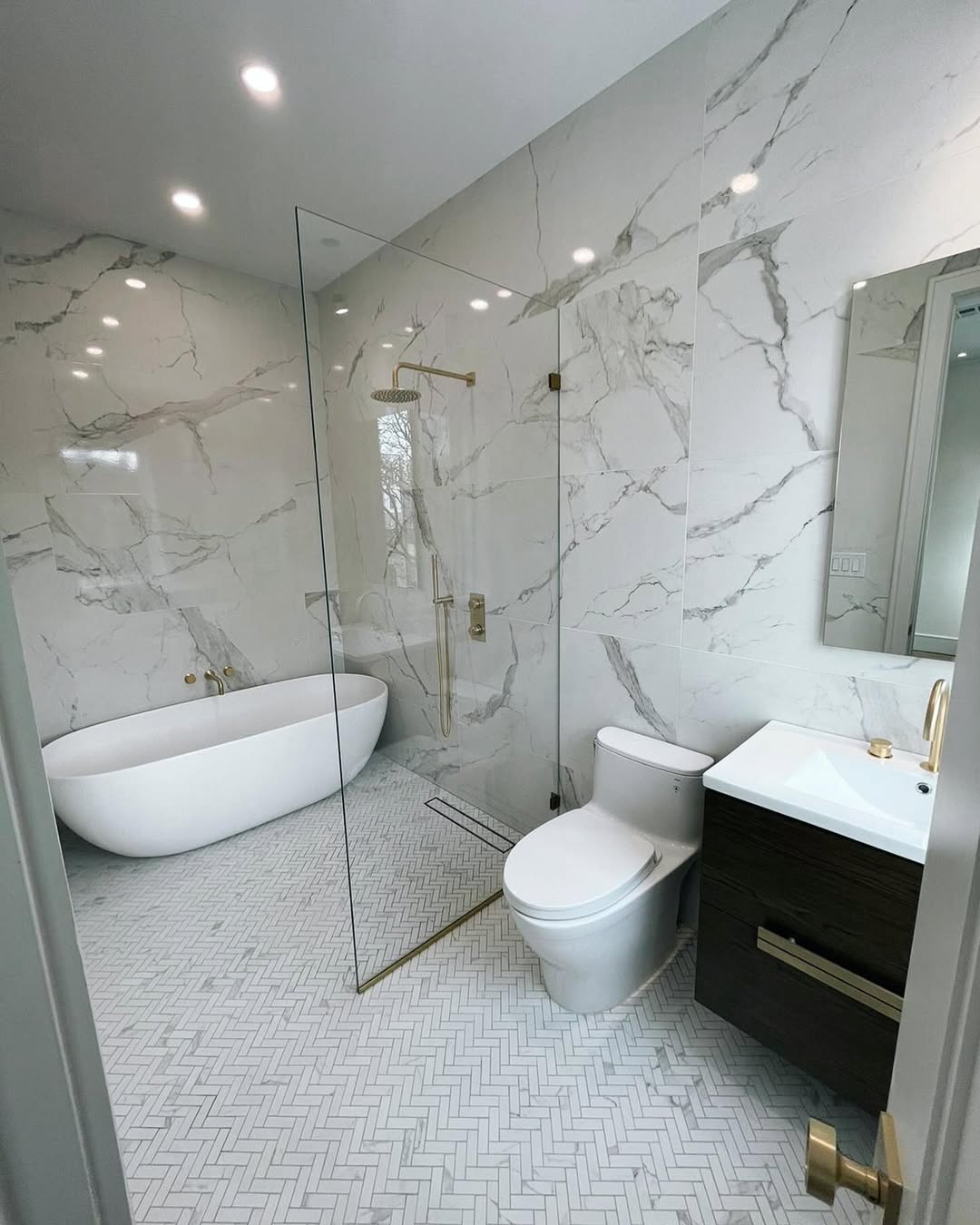 Classic Marble Moment