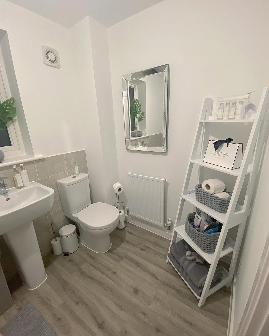 Clean & Simple Corner Styling