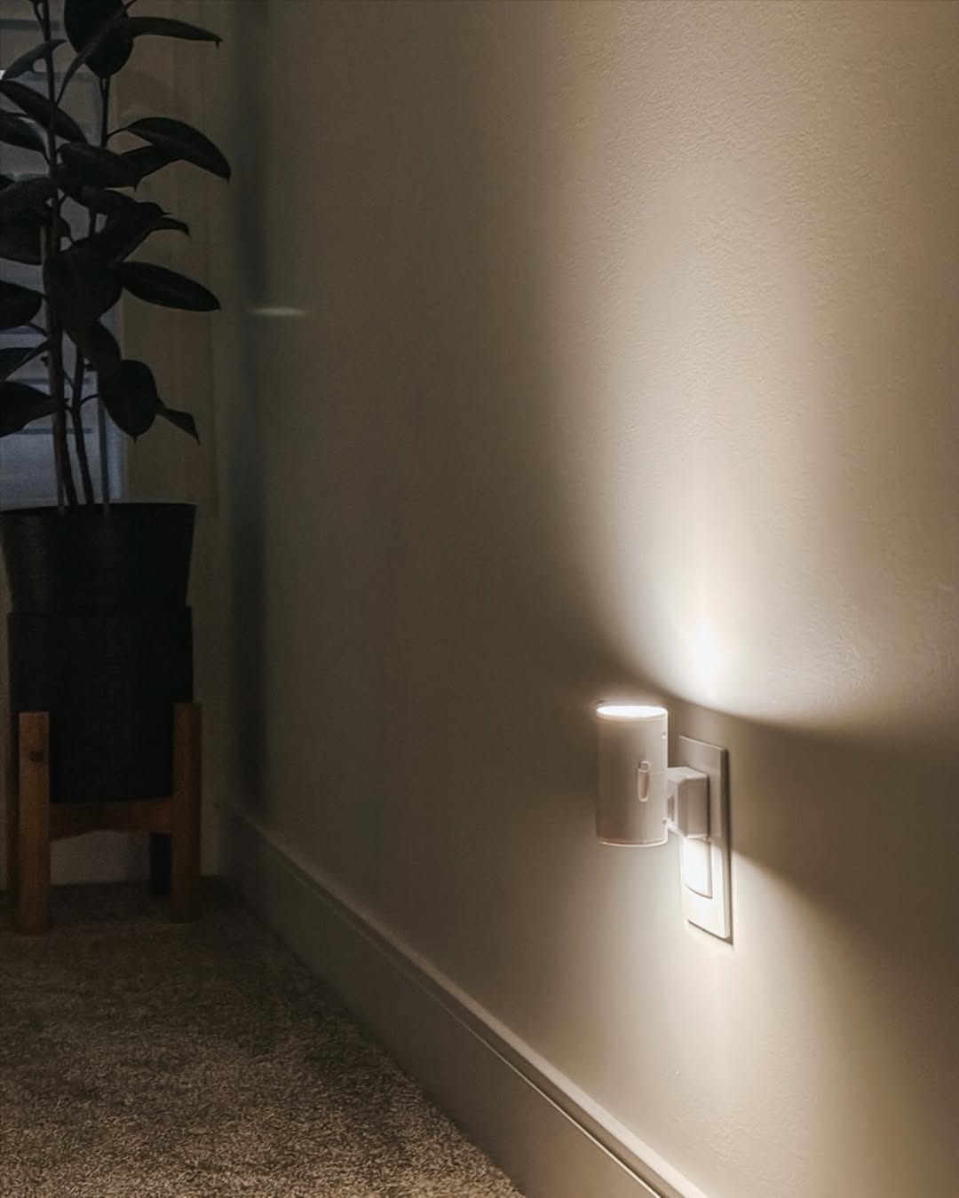 Minimal Hallway Light