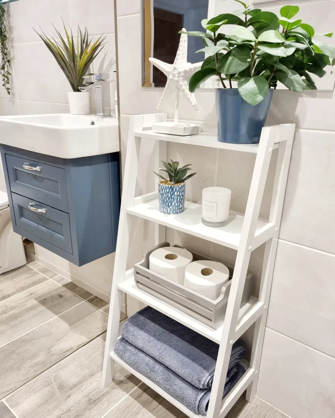 Coastal Bathroom Notes