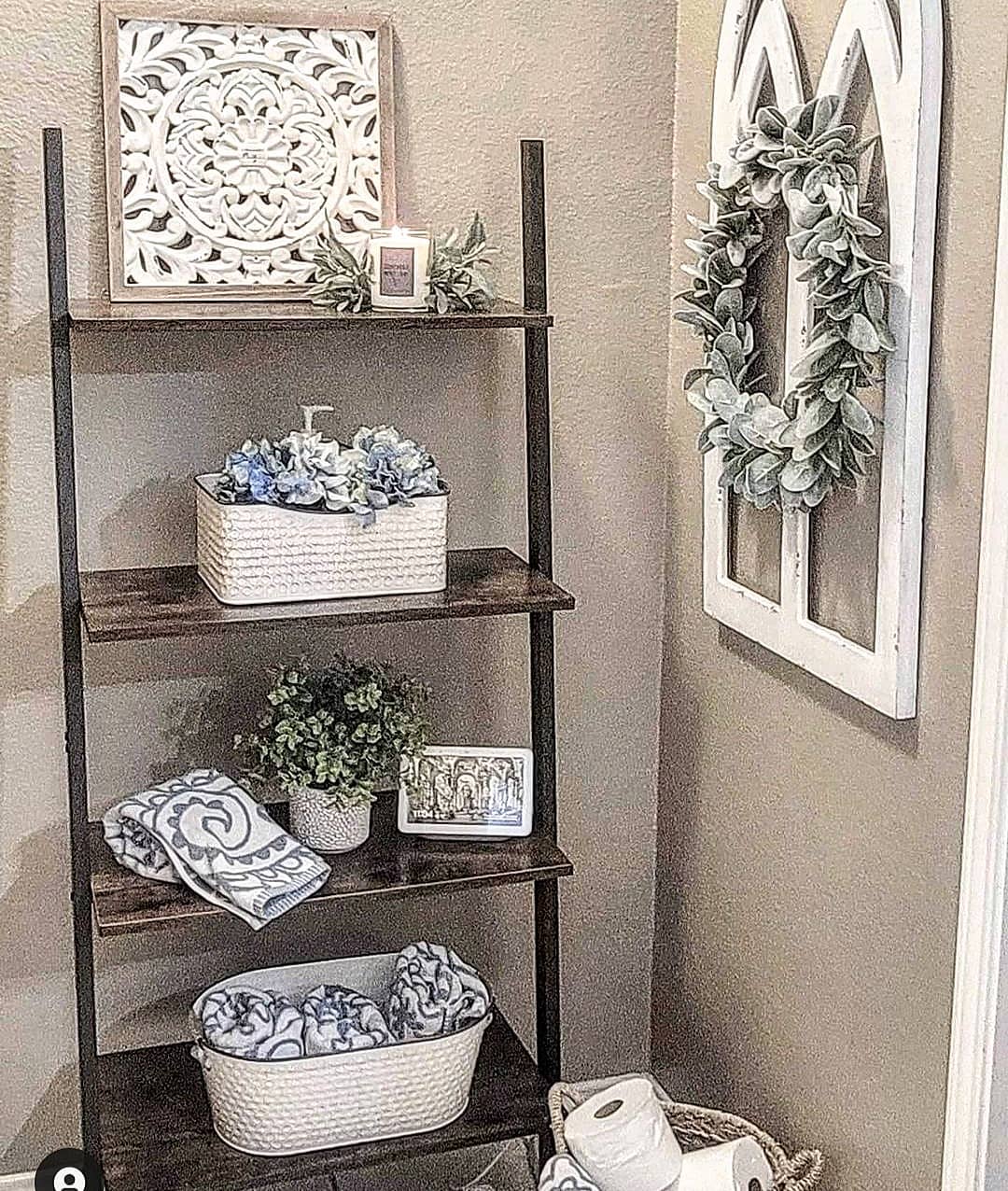 Cozy Cottage Shelf Style