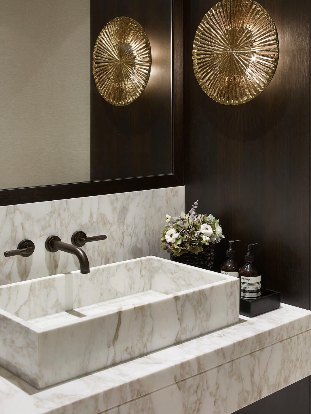 Dark Wood & Marble Contrast