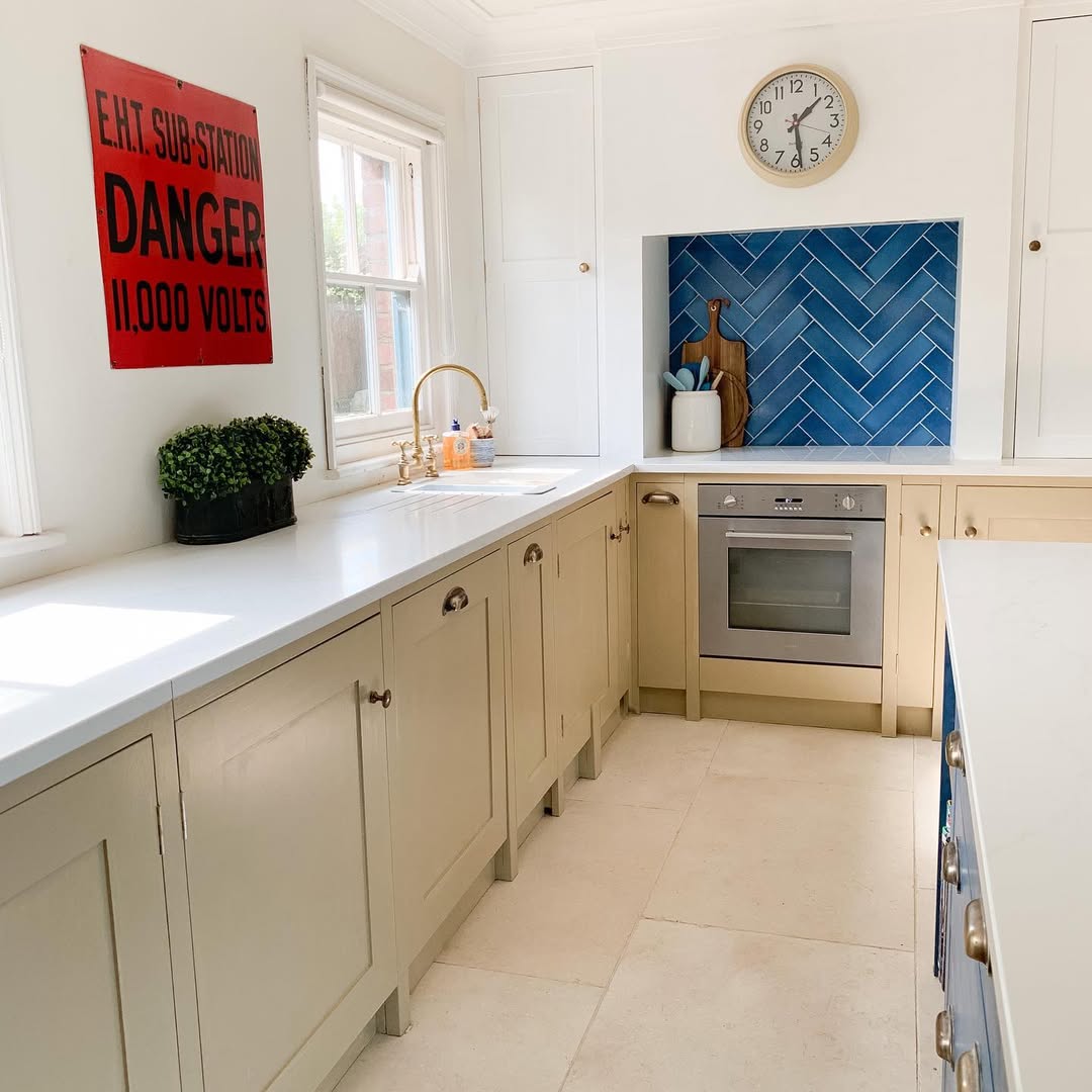 Classic Blue Tile Feature Kitchen
