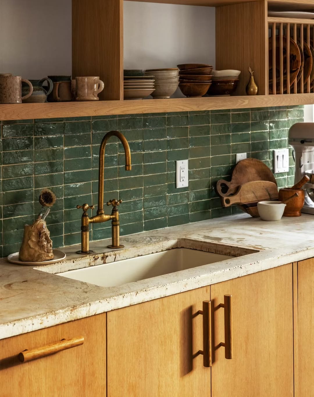 Earthy Green Moment
