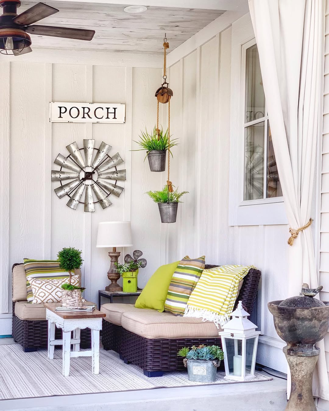 Farmhouse Porch Tieback