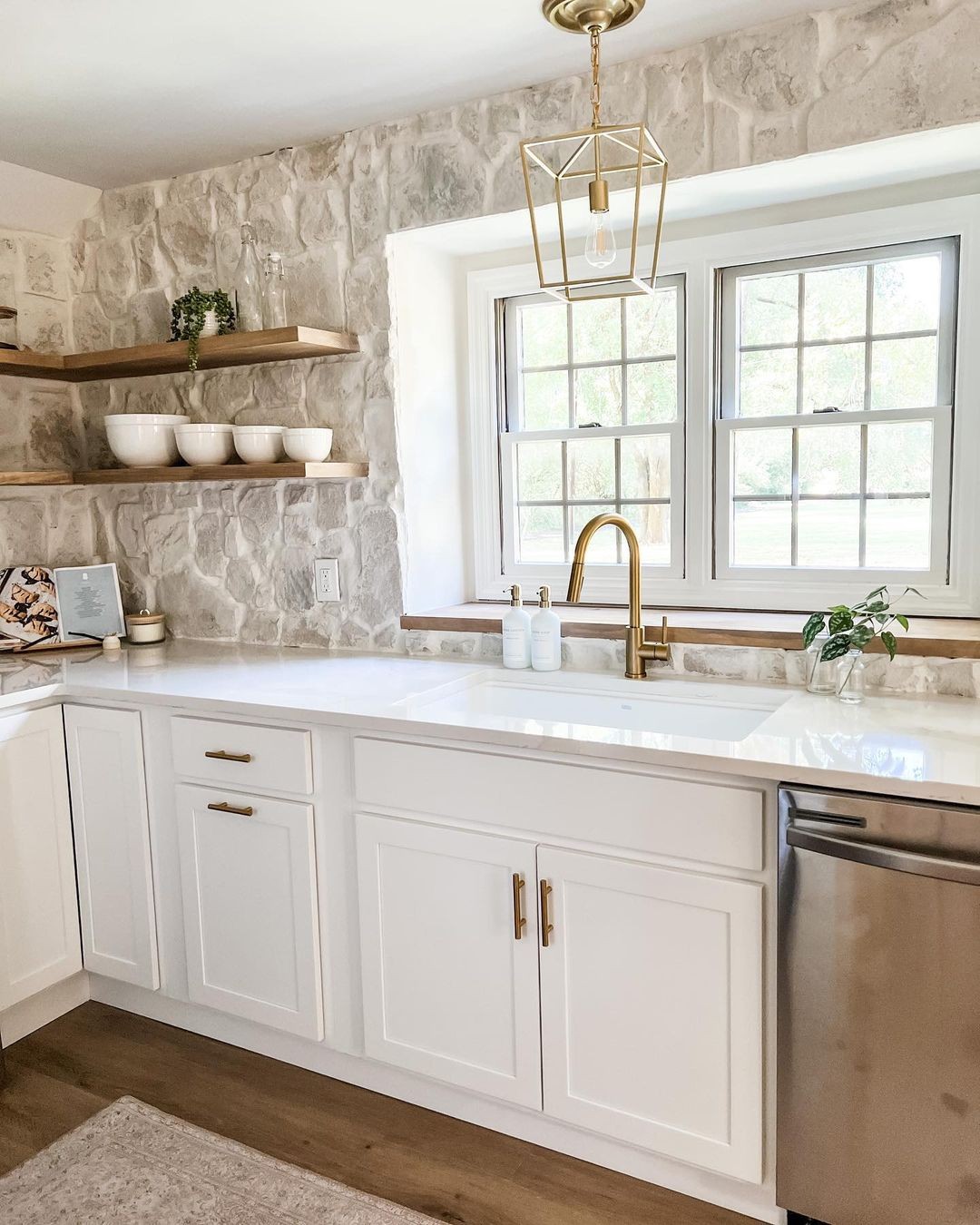 Farmhouse Stone Charm