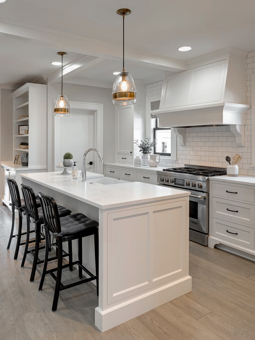 Flooring That Grounds the Space
