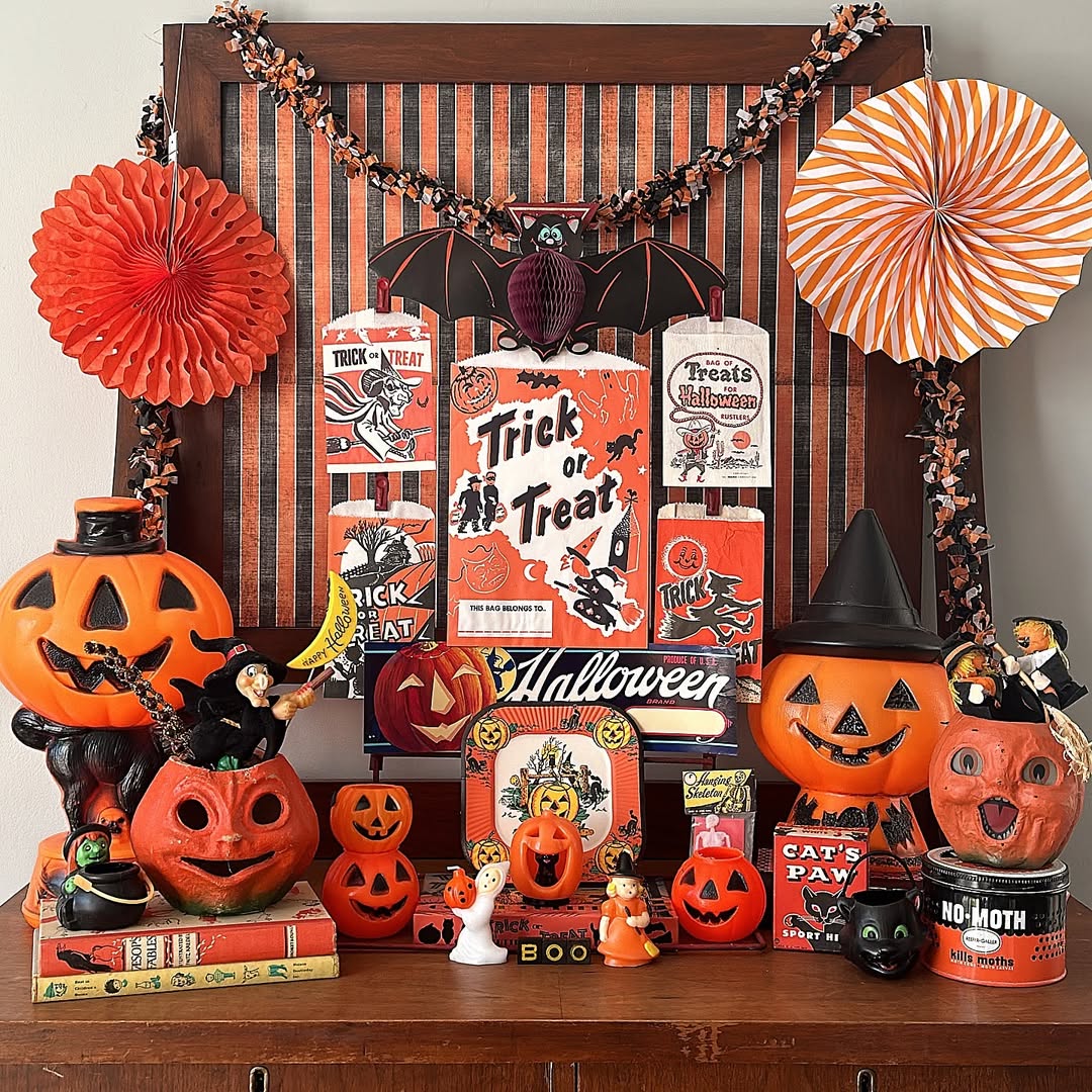 Trick-or-Treat Shrine