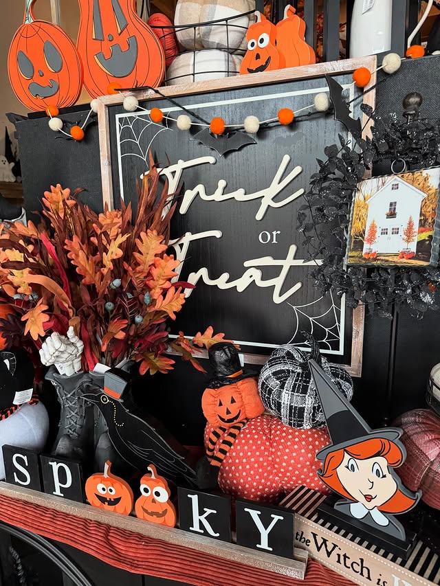 Trick-or-Treat Shelf