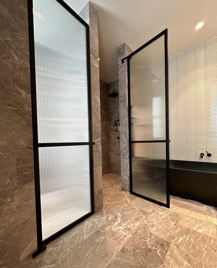 Industrial Glass Screens