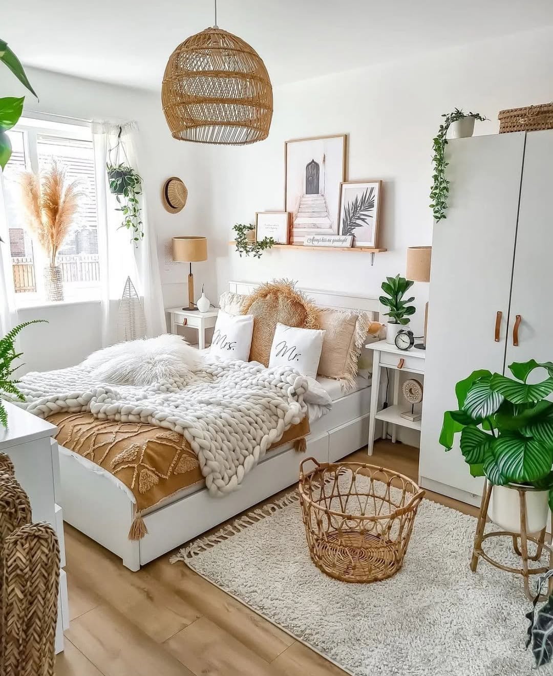 Cozy Rattan Charm