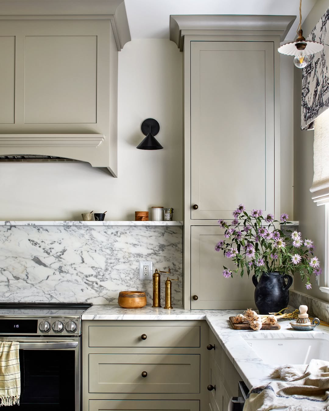 Marble & Mood