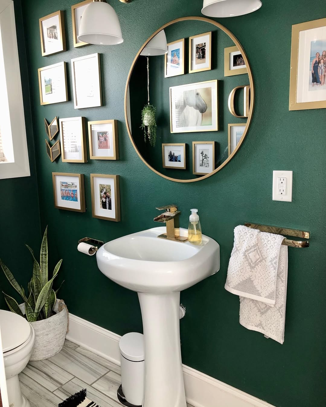 Green Gallery Wall
