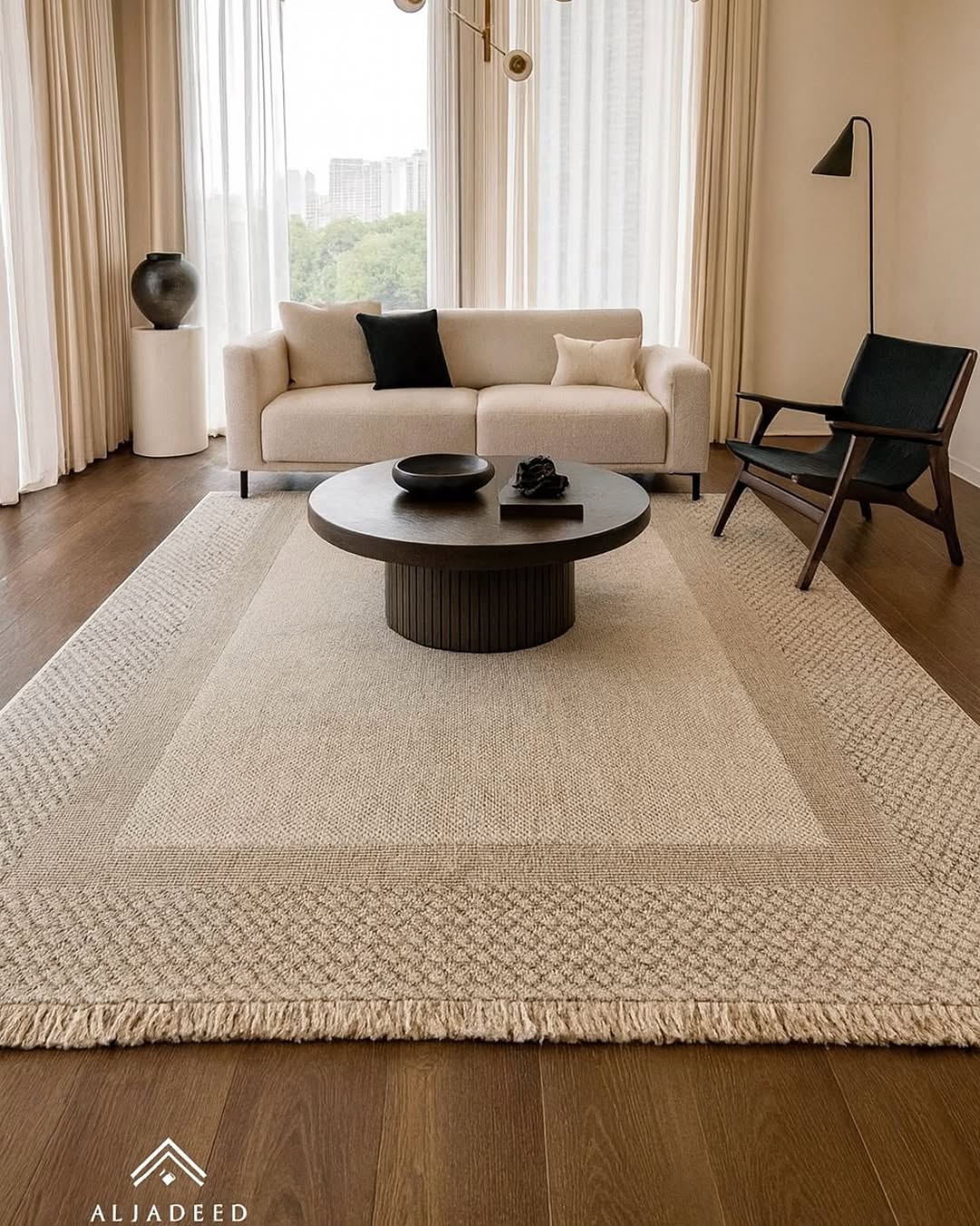 Minimal Textured Layers