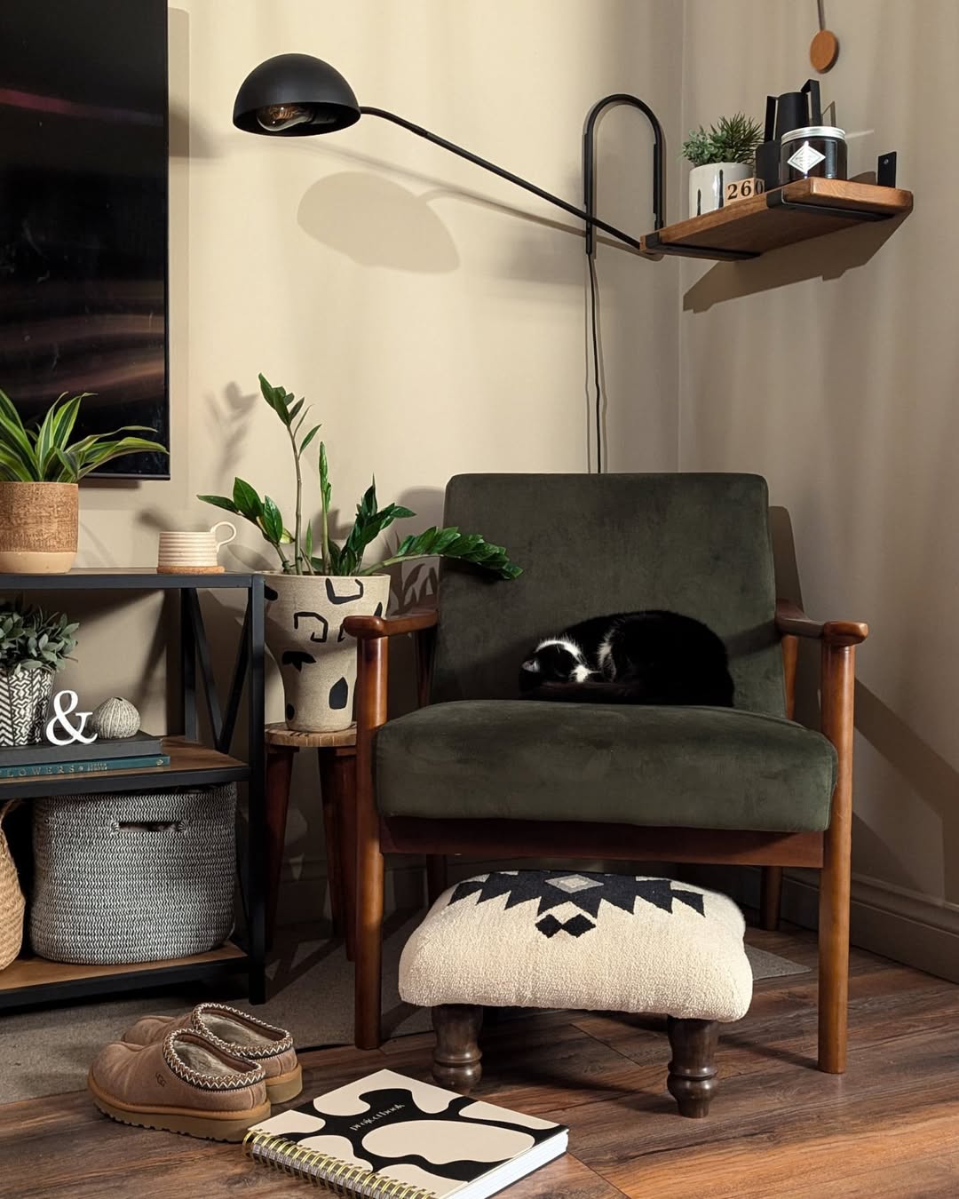 Modern Comfort Corner
