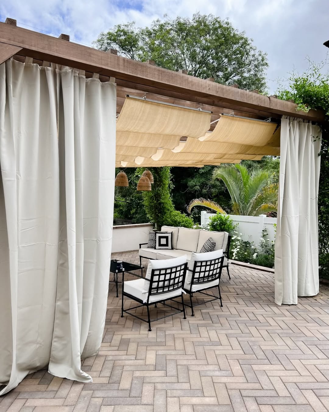 Modern Pergola Sailcloth