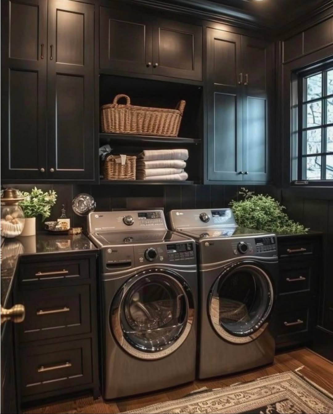 Moody Cabin Laundry