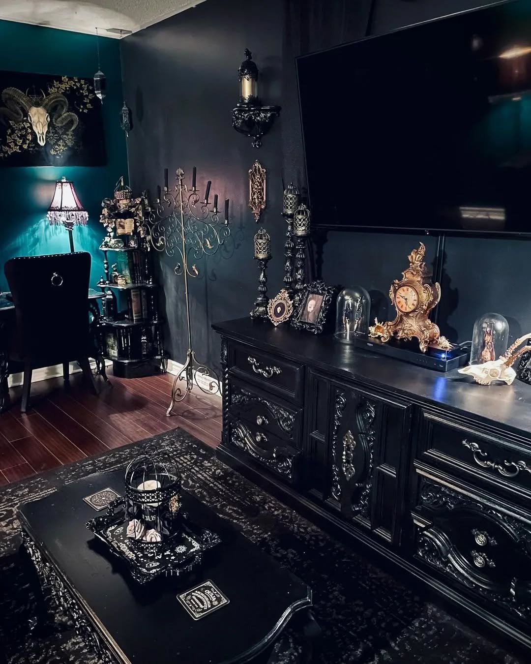 Moody Manor Corners