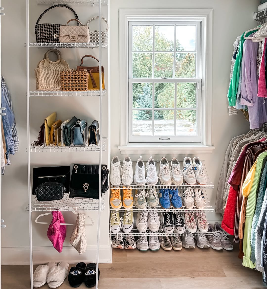 Sunlit Storage Goals