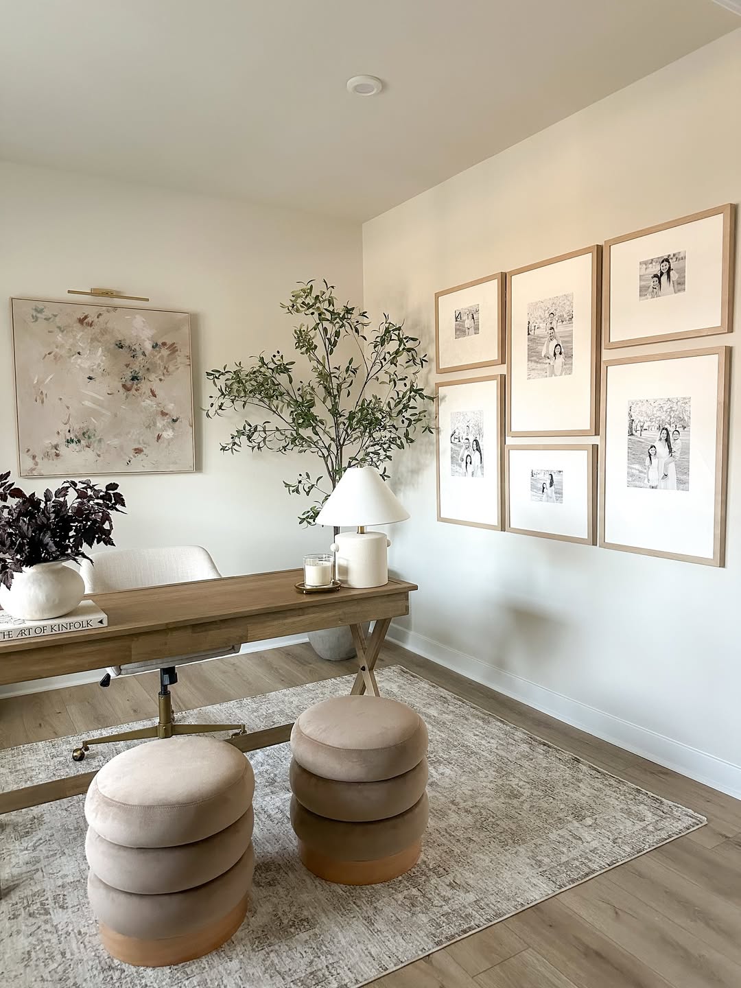 Artful Neutrals