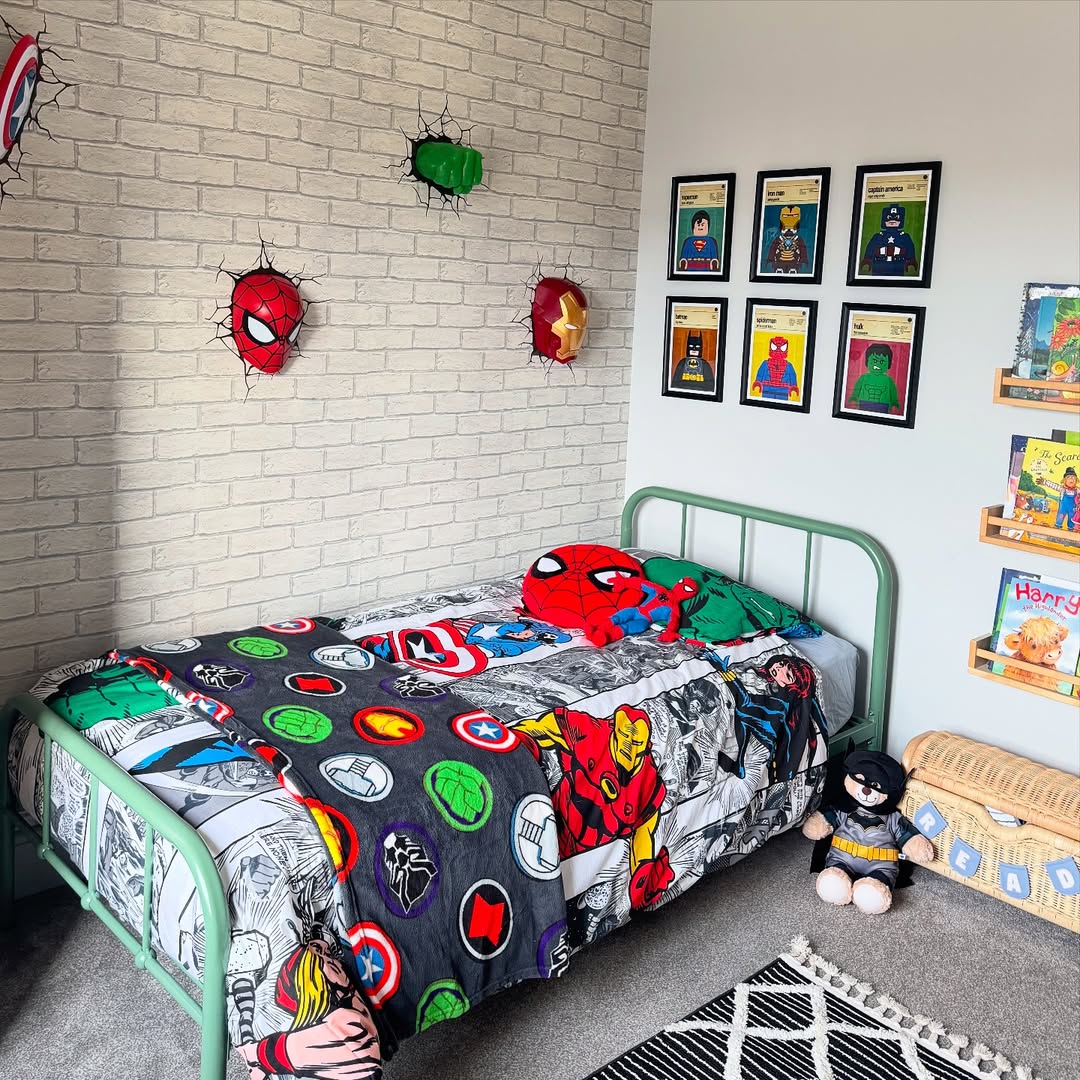 Statement Wall Superpower
