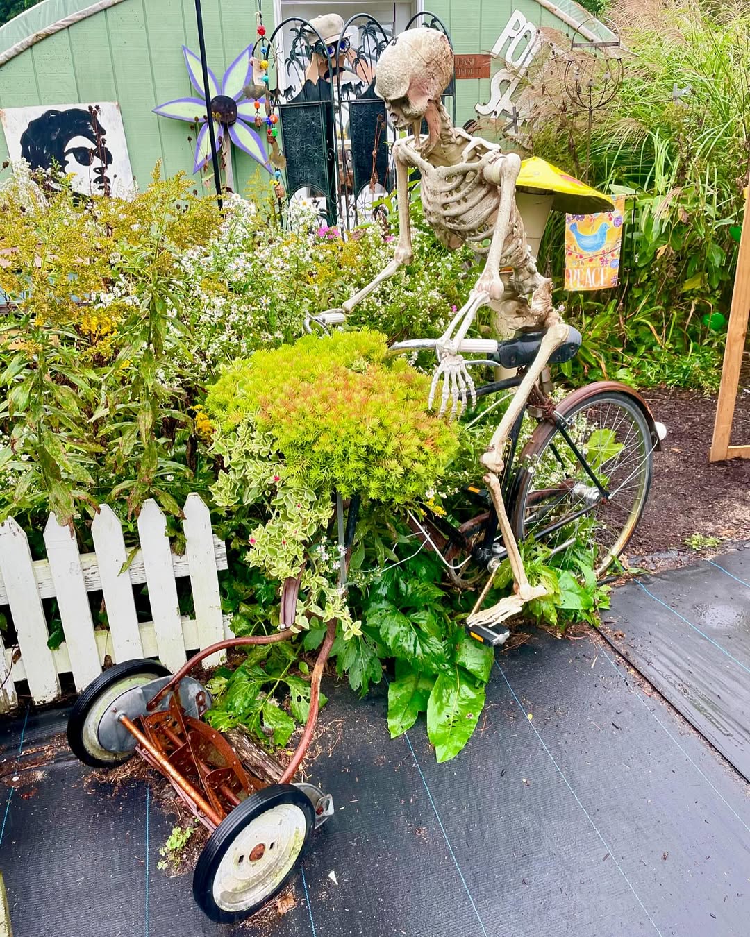 Skeleton Bike Feature