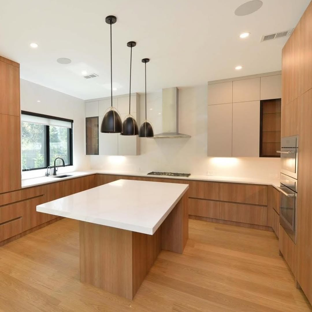 Sleek & Statement-Making