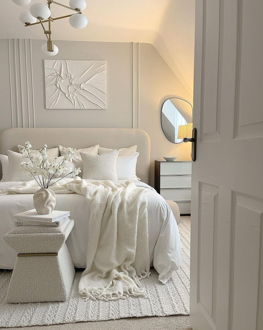 Sculpted Soft Minimal