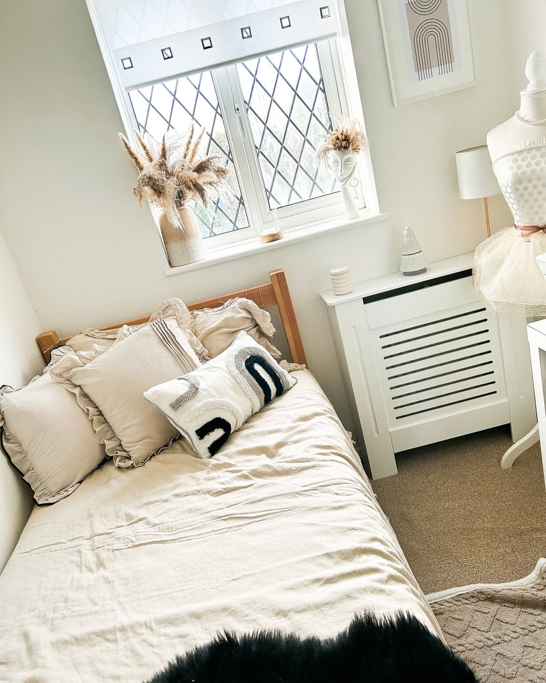 Soft & Sunny Nook