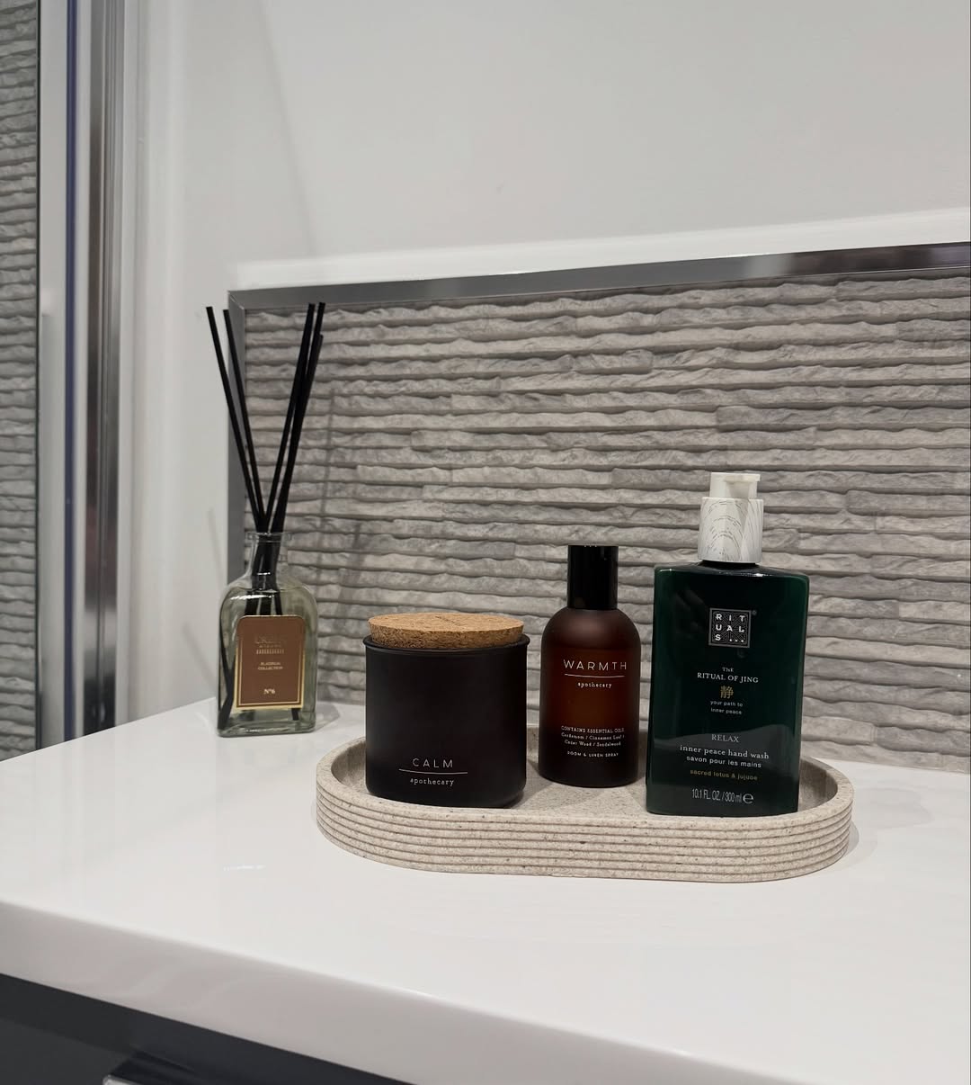 Textured Spa Shelf