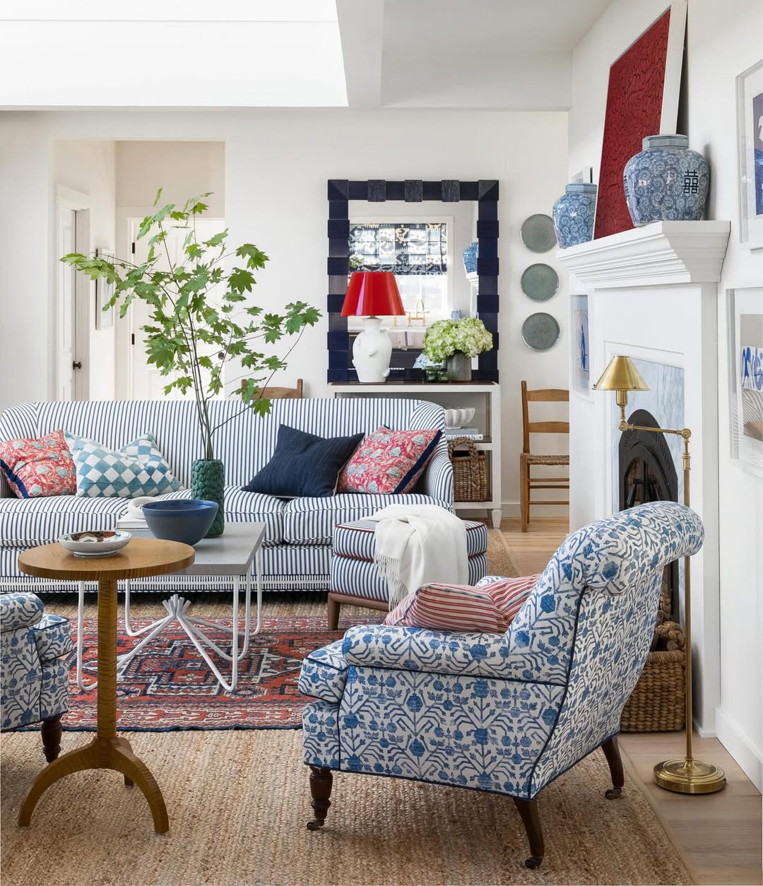 Coastal Red & Blue Contrast