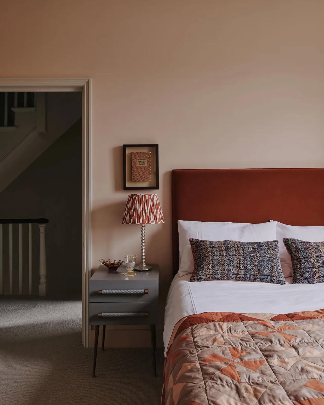 Vintage Calm with a Twist