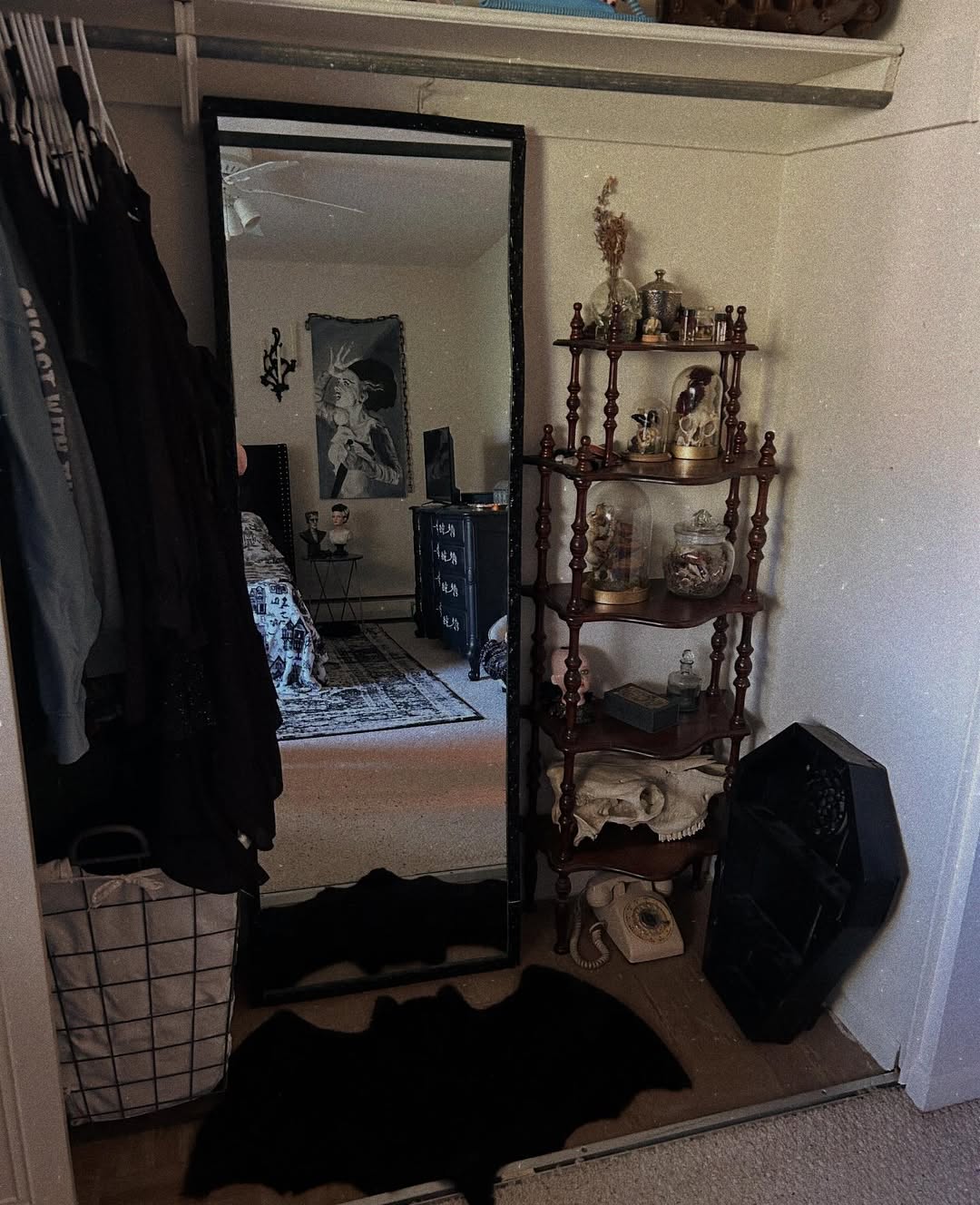 Vintage Gothic Closet Vibes
