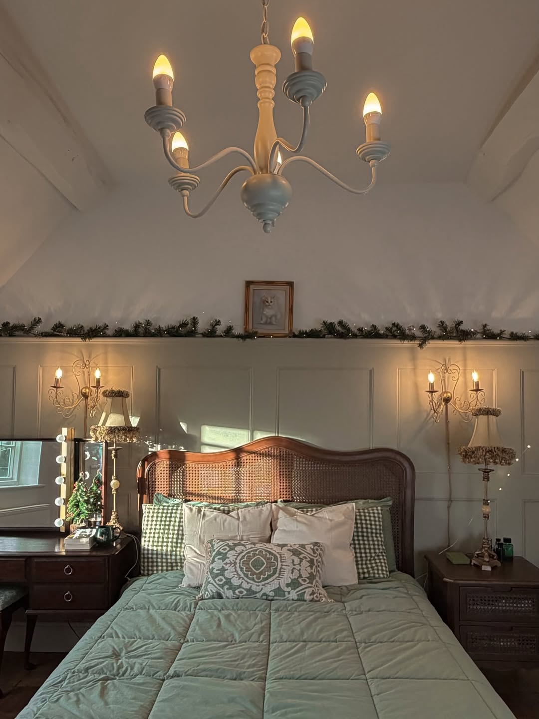 Heirloom Cottage Bedroom
