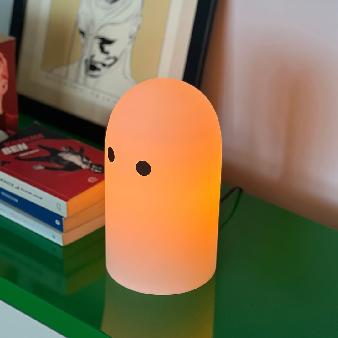 Soft Ghost Glow