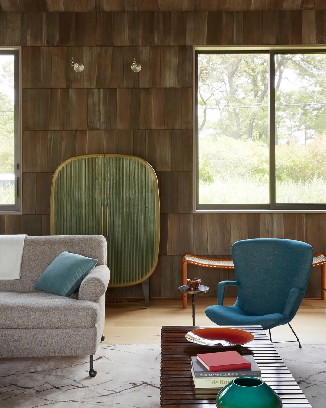 Midcentury Coastal Warmth