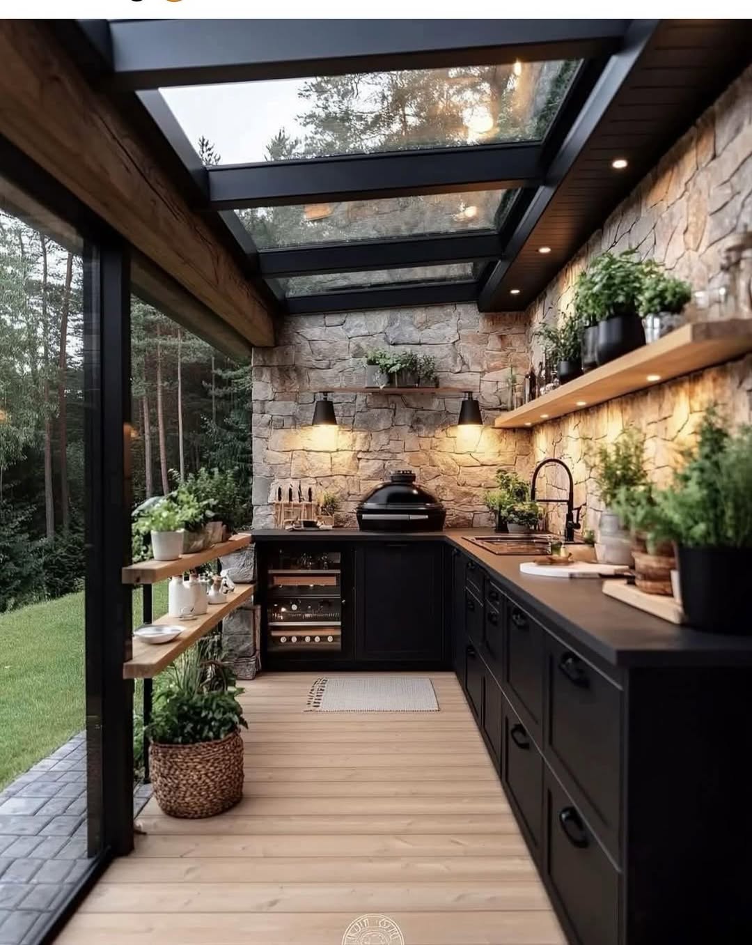 Woodland Glasshouse